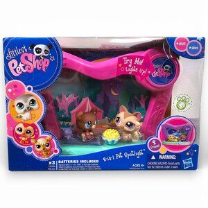 Hasbro Littlest Pet Shop 2 in 1 Pet Spotlight Diorama #1583 Bear #1584 Cat LPS